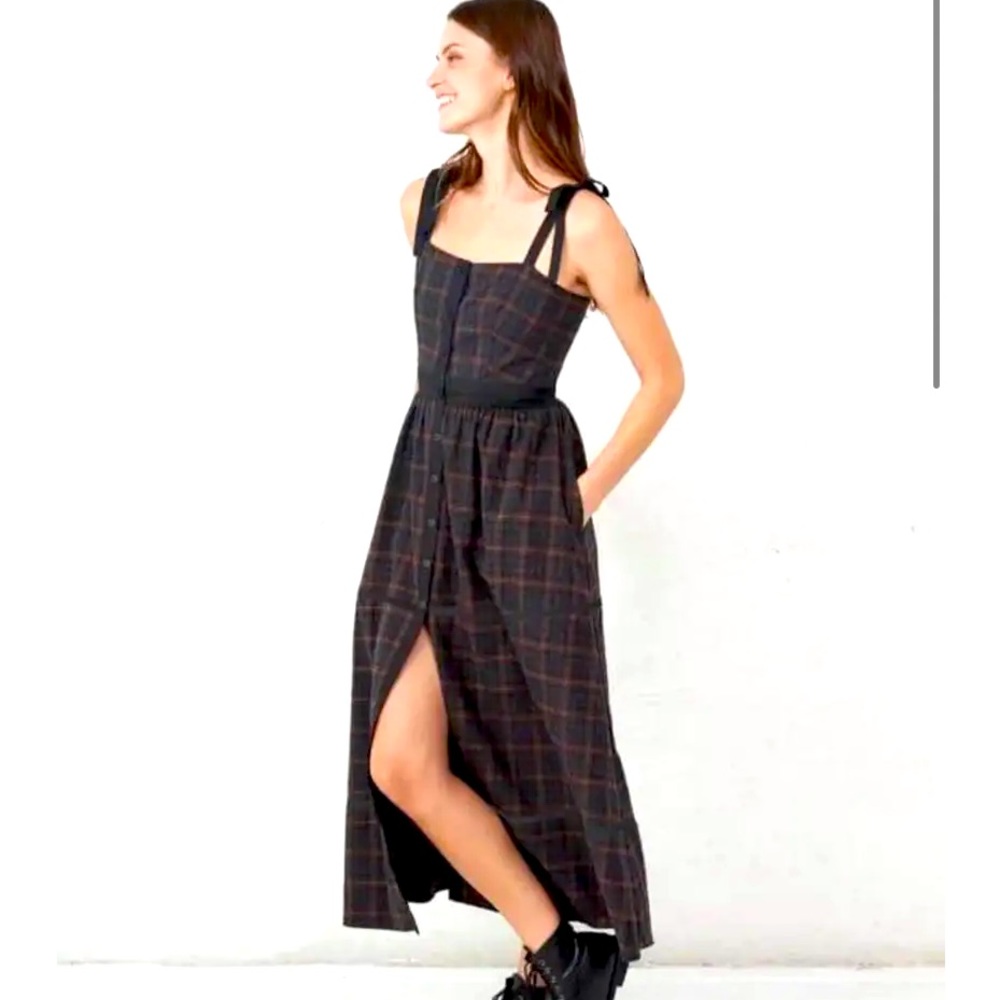 Le Ligne Kate dress in EUC. So flattering and can be worn in any season!